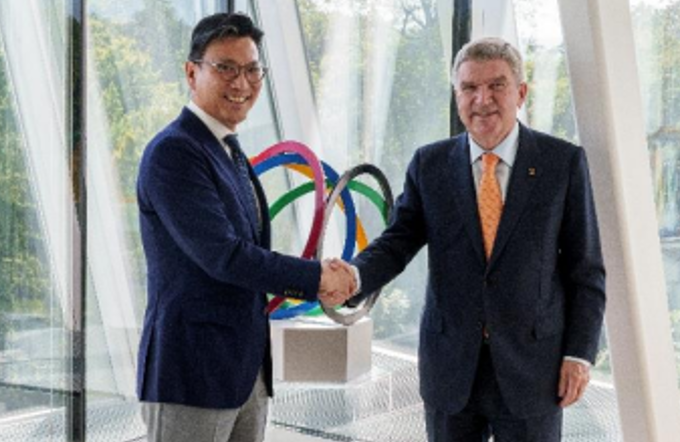 House에서 <b>면담</b> 및 동계올림픽종목국제연맹회장 몫 <b>IOC</b>위... 