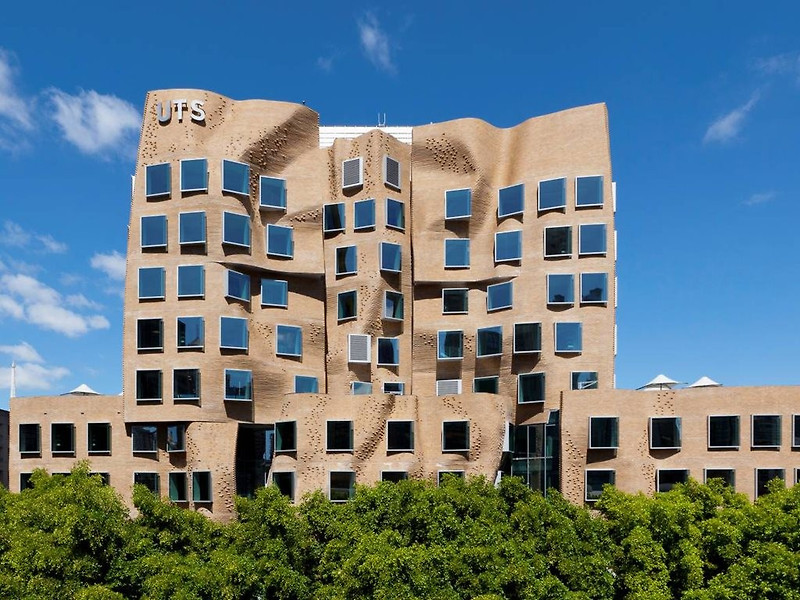 UTS (University of Technology Sydney) 시드니공과대학교, 시드니 시내 소재