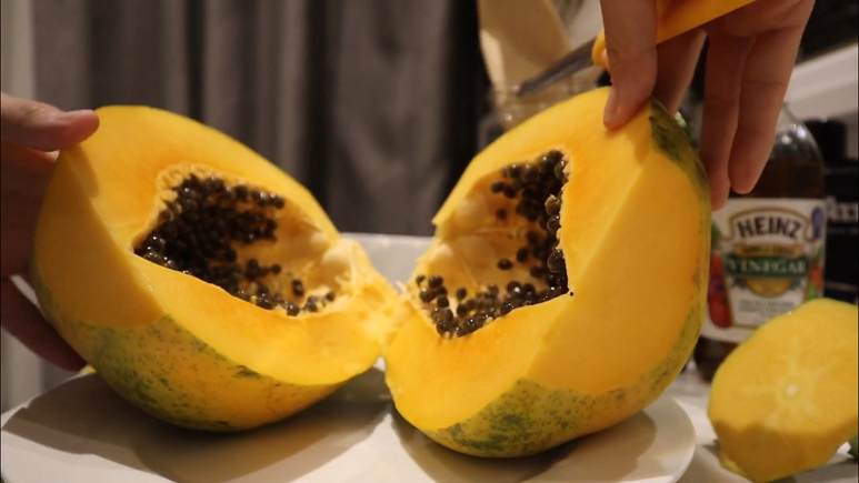 Vlog 신기한 동남아 과일 5｜파파야 먹는 방법(papaya/Pawpaw)