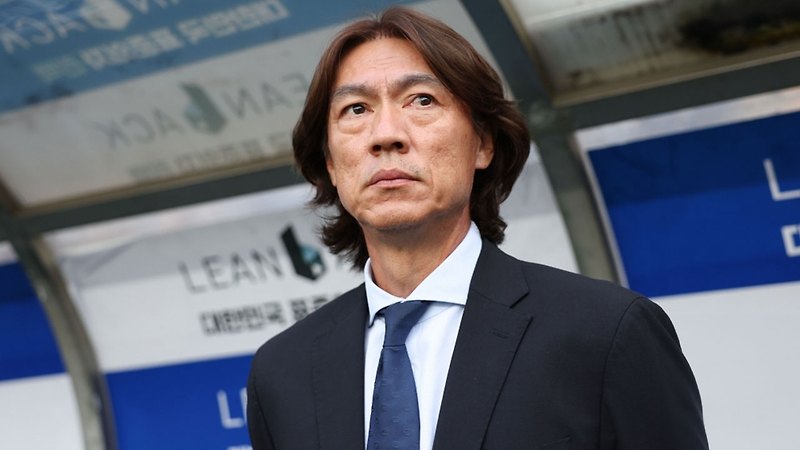 걱정말라더니 배신하고 국가<b>대표팀</b> 지휘봉 잡은 <b>홍명보 감독</b>