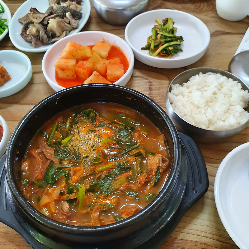 화순 양탕 염소탕 '인기식당', 몸보신 보양식 부모님도 나도 인정한 맛
