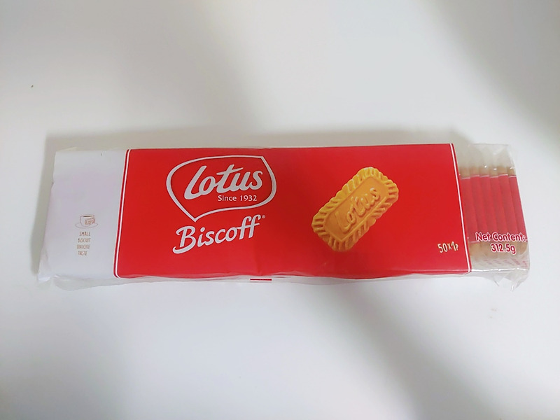 (내돈내산 리뷰) 로투스 비스코프 영양정보 ( Lotus Biscoff ) - 칼로리 및 탄단지 함량 포함