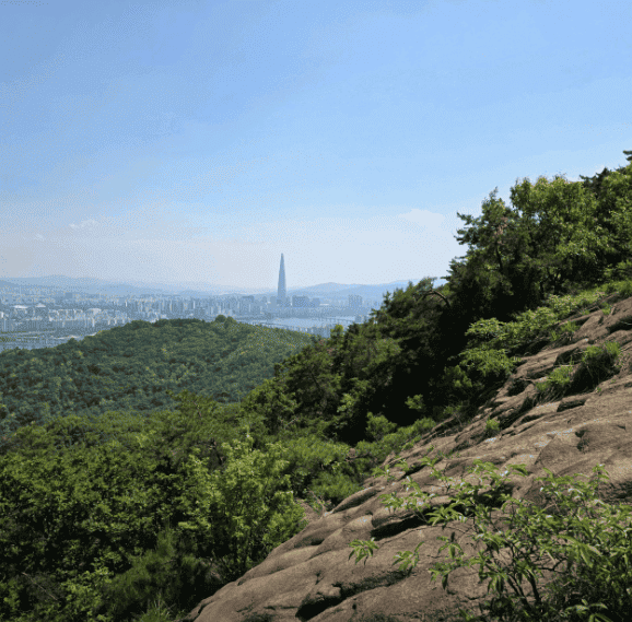 서울 근교 산 추천 TOP 4 | 초보자도 걷기 좋은 봄 등산 코스
