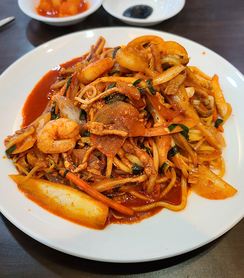 GeniusJW 대구 맛집 중화반점 : 동성로 원조 야끼우동 전문점