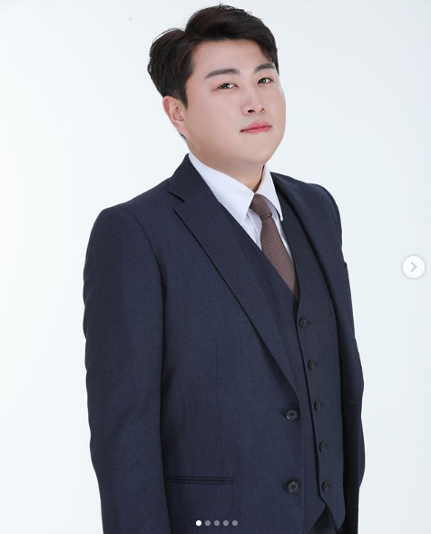 김호중 프로필(군대, 팬미팅, 조폭, 김호중엄마 무당, 하차... 