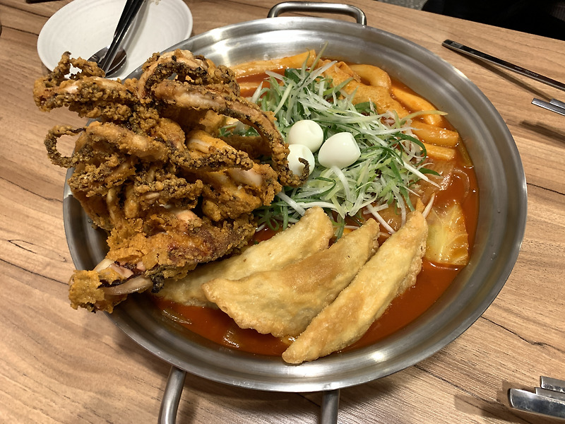 청년다방 떡볶이 메뉴 추천