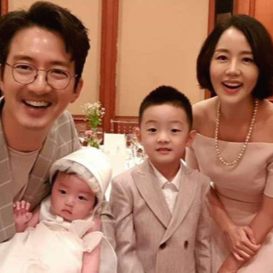 <b>정준호</b> 나이 아내 부인 이하정 딸 아들 자녀 프로필 :: 인데이슈
