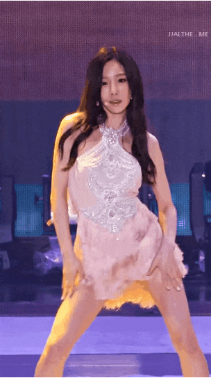 소녀시대 Lion Heart 태연 - 꾸르
