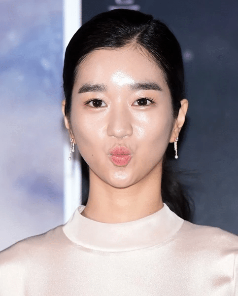 눈썹 정리가 신의 한 수가 된 여배우 - 꾸르