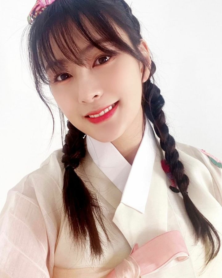 설날맞이 한복입은 에이핑크 - 꾸르