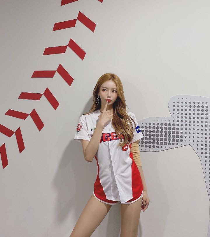 이아영 치어리더 - 꾸르