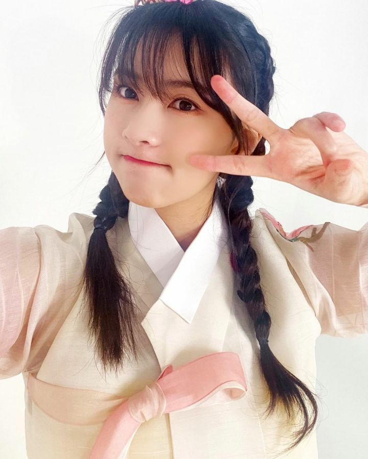설날맞이 한복입은 에이핑크 - 꾸르