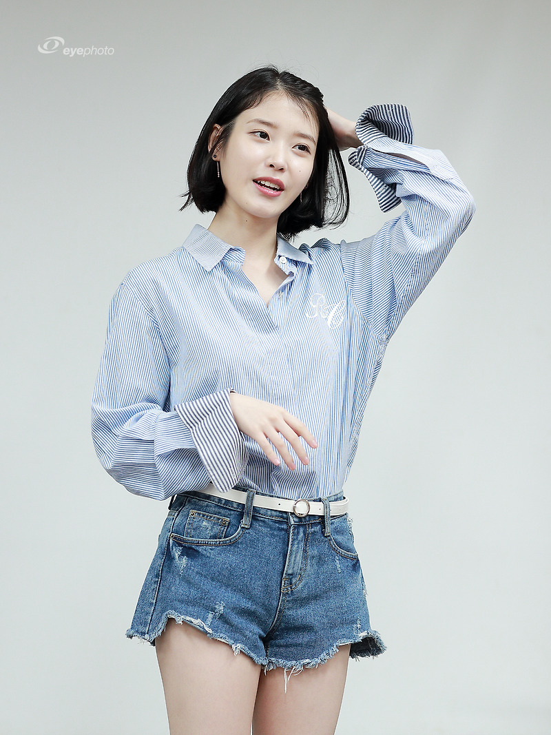 아이유 여대생 느낌 - 꾸르