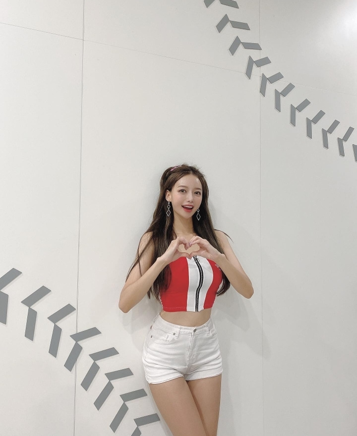 이아영 치어리더 - 꾸르
