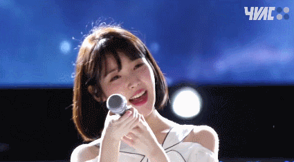 연대 아카라카만 가면 레전드인 아이유 - 꾸르