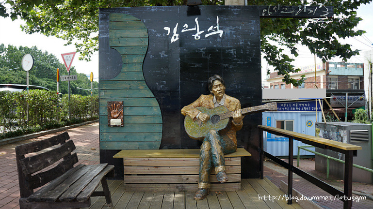 (대구)'김광석 다시 그리기 길' 의 김.광.석.