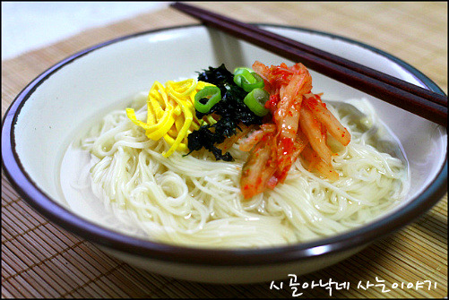 잔치국수, 비린내 없이 진하고 깔끔한 멸치육수 만드는 방법^^*