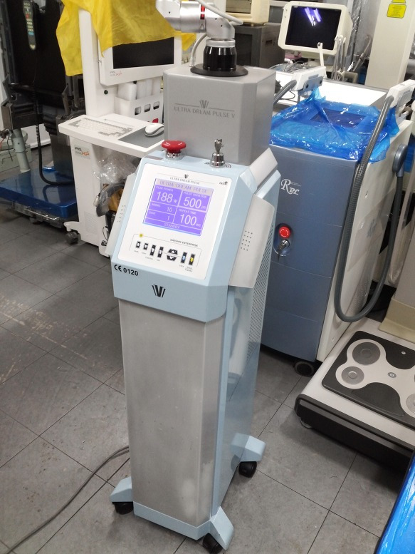 중고의료기 - 중고 씨오투레이저 - co2 laser - 대신co2 laser(판매완료)