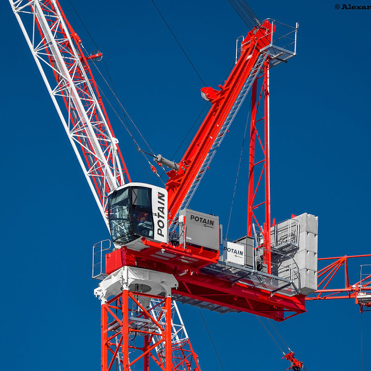 Tower crane. Potain Mr 225. Potain башенный кран Mr 225a. Кран с маховой стрелой башенный потайн. Potain Mr 295 h20.