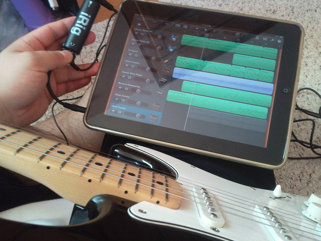 Recording with garageband ipad