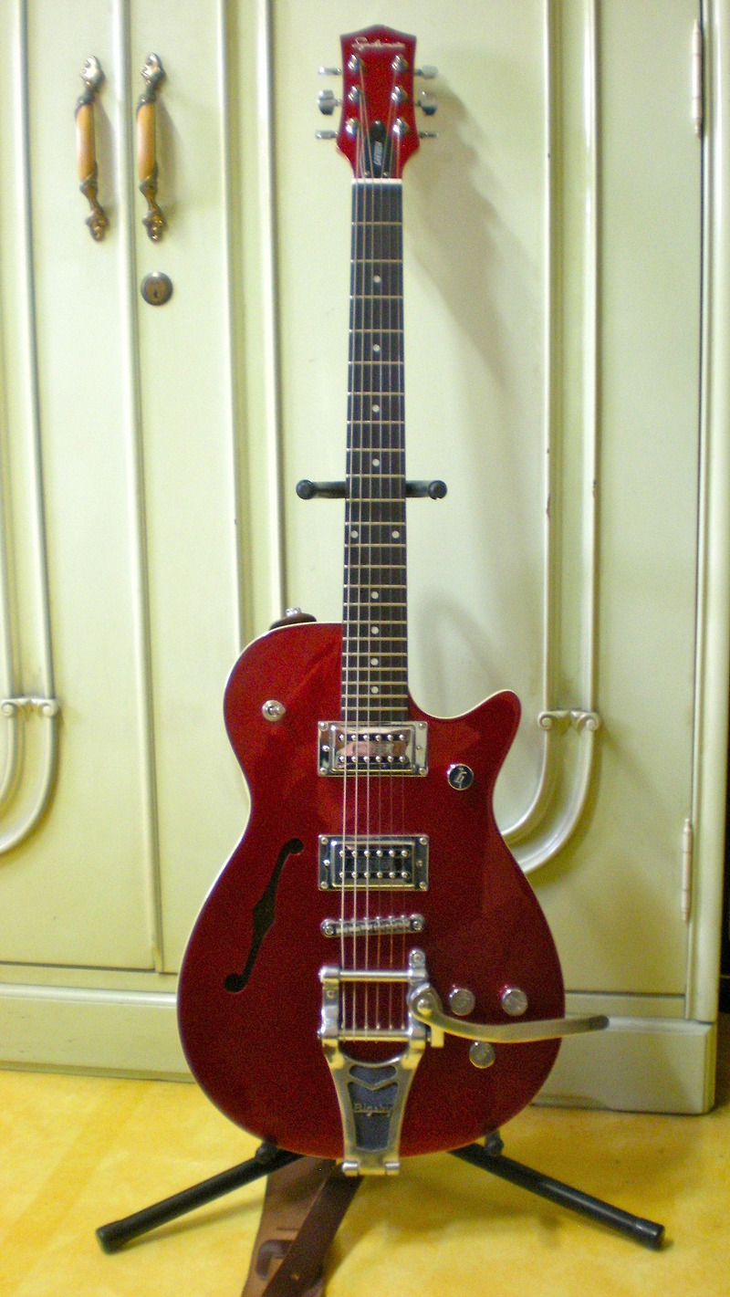 ギター Gretsch Electromatic G2629 Sparkle Jet Gretsch G2629 Electromatic Sparkle Jet Semi-Hollow Electric