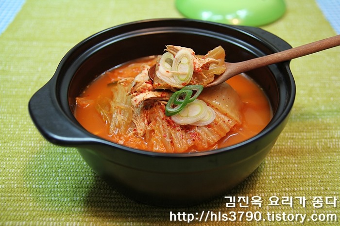 이런 김치찌개 보셨어요? 담백한 닭김치찌개 *^^*