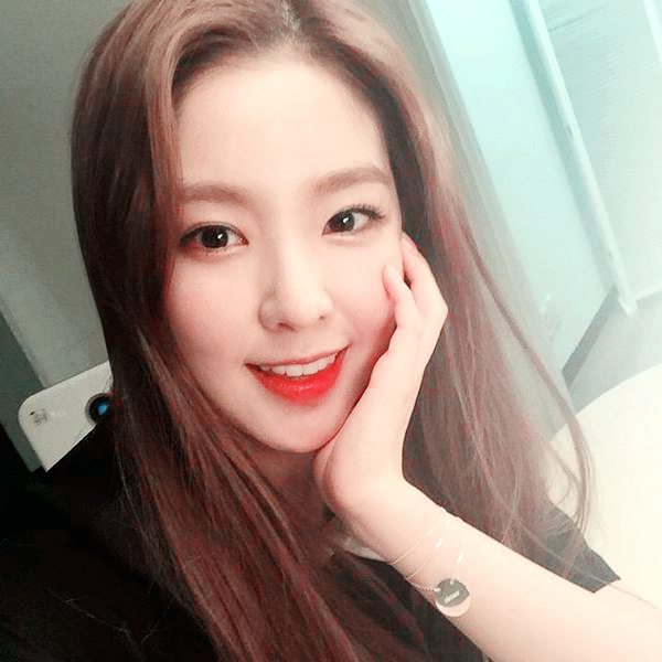 깔맞춤 배경화면 :: 레드벨벳 아이린 셀카 사진 여러장~