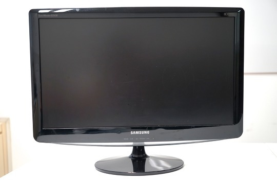 기존 삼성 제품 버리기 ⑤﻿ 삼성 Syncmaster B2430L 모니터 방출 (나의 마지막 삼성 제품)