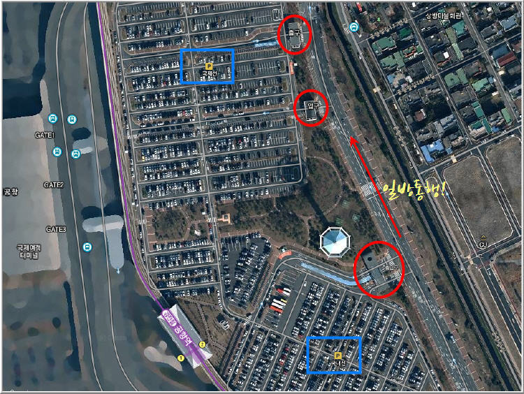 김해공항 주차장의 1일 주차요금 할인방법과 출입구 위치