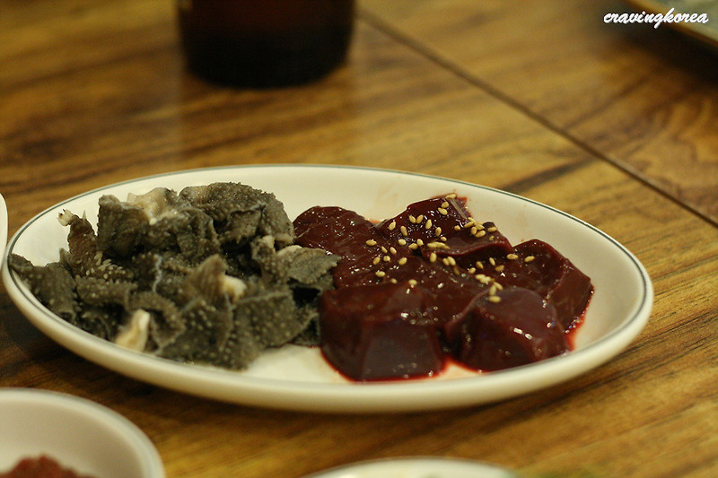 Nutrient richness - Makchang & Raw liver of cow in Jang Goon Gopchang