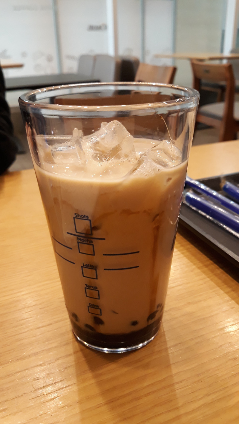 이디야 흑당버블라떼...