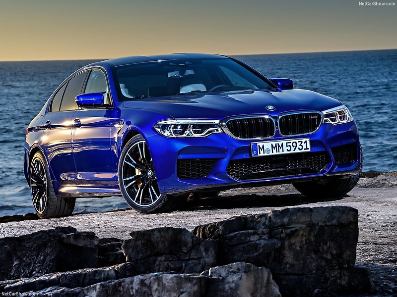 BMW F90 M5 8시간 논스톱 드리프트 기네스 신기록 수립!!