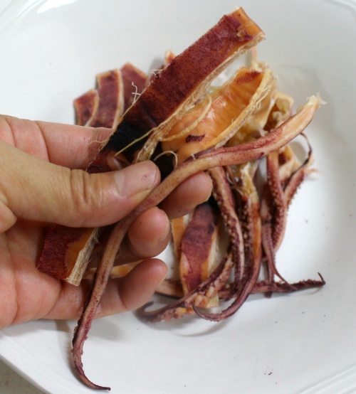 마른오징어 10분 만에 부드럽게 만들어 먹는 방법