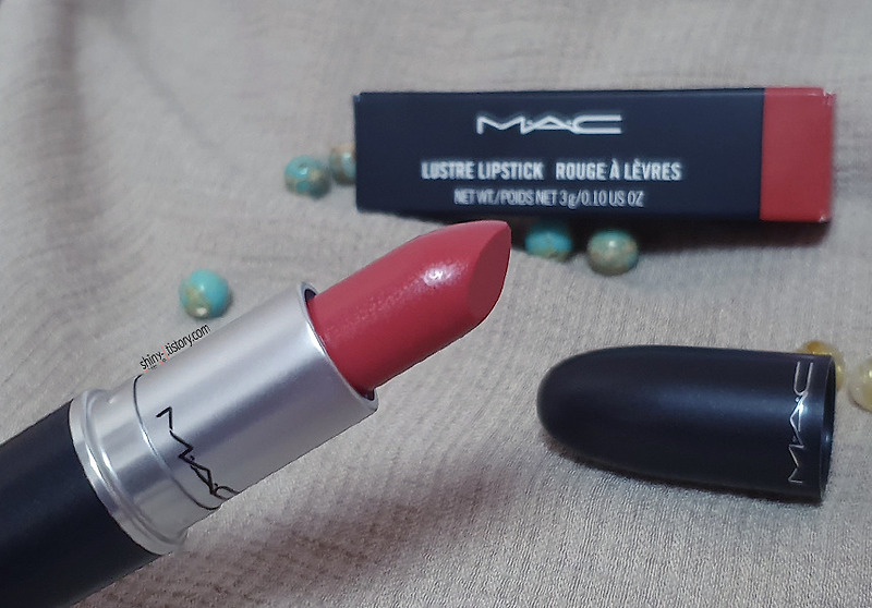 맥 립스틱 520 씨쉬어[MAC see sheer], 진짜 촉촉한 데일리 립으로 강추~!