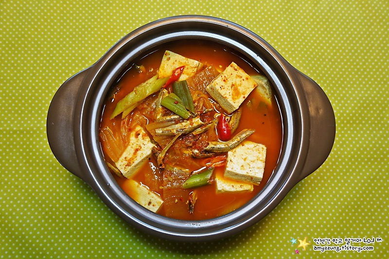 멸치김치찌개 - 진한 감칠맛~ 깔끔한 뒷맛~