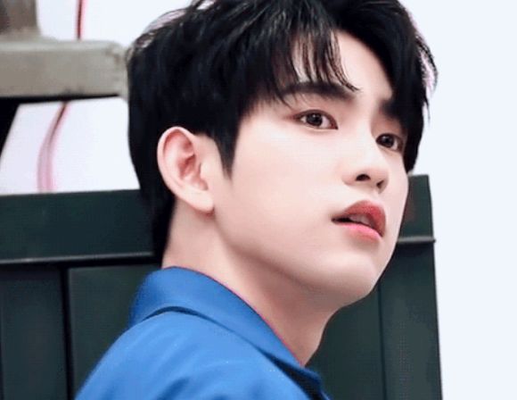 갓세븐 진영 드라마 이상형 성격 실물 키 고향 누나 과거 사진 :: 생활정보 & Tip 공유