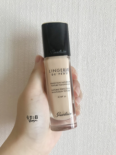 겔랑 란제리 드 뽀 파운데이션(Guerlain Lingerie de peau foundation)