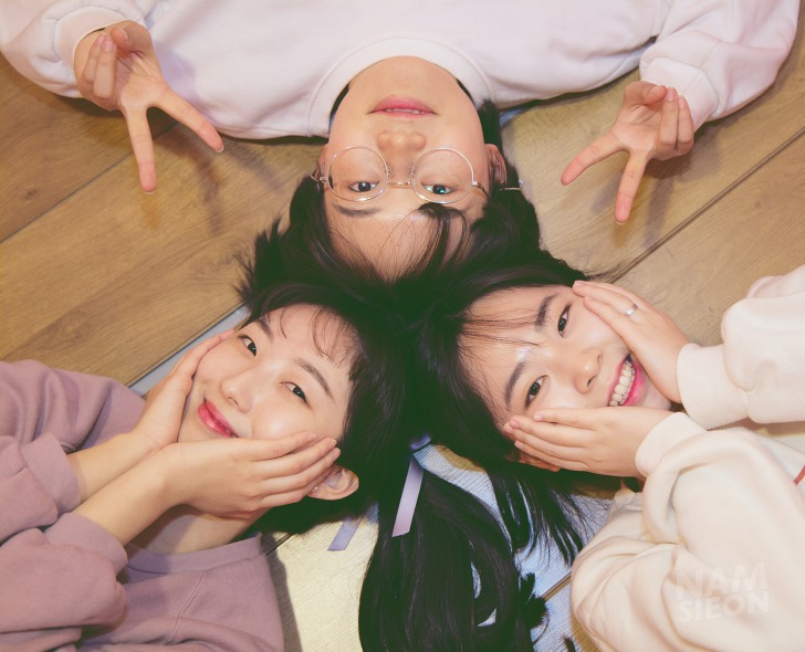 안동 실내스튜디오 우정컨셉 스냅사진 친구들과 함께 우정스냅