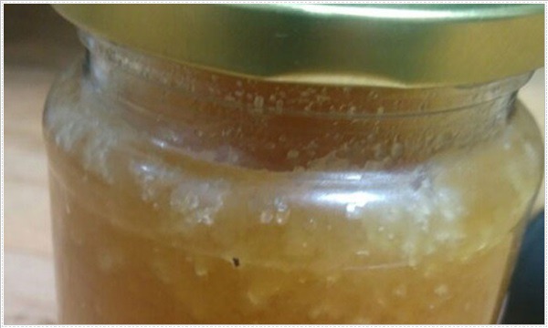 딱딱하게 굳은꿀 녹이는방법 꿀냉장보관 안좋은 이유 :: 더페이지