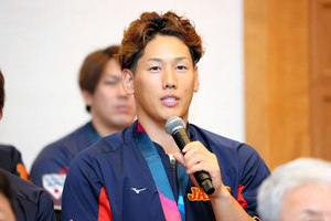 [아사히신문] 요시다 마사나오 선수에게 후쿠이시 특별영예상 WBC나 레드삭스에서 활약