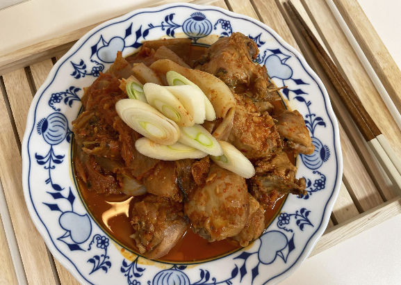 묵은지 김치 닭볶음탕 황금레시피 닭육수와 김치의 만남! 맛있게 만드는 법