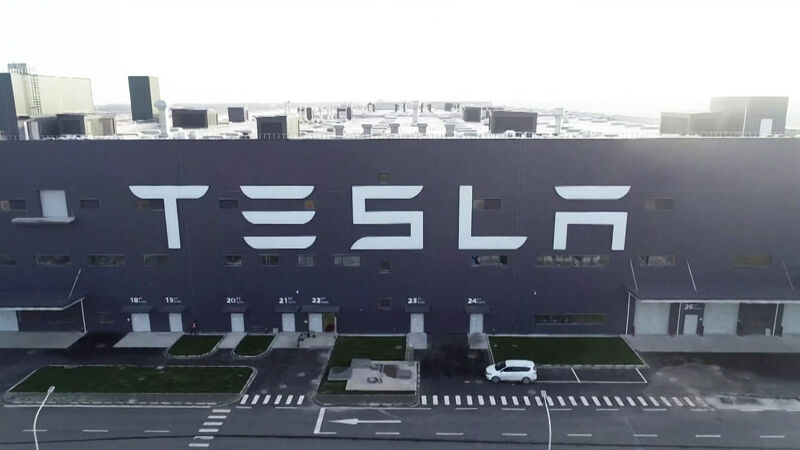 인도와 테슬라(Tesla)의 전기자동차(EV) 제조 공장 계약 체결 막바지