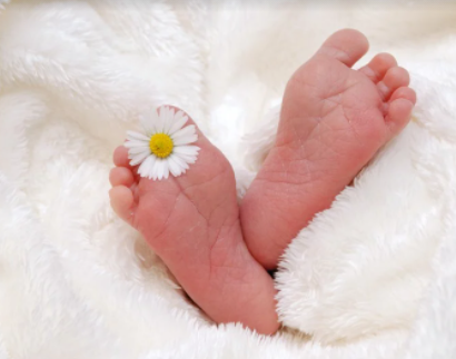 아기와 맘을 위한 출산 선물 베스트 10