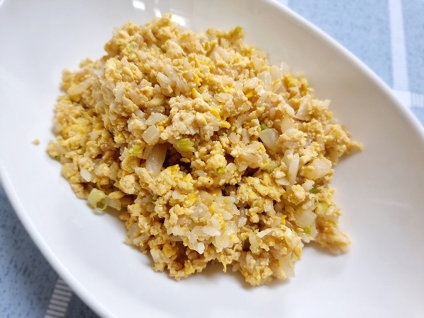 다이어트 식단/간단 레시피] 고소함 솔솔 두부 계란 볶음밥
