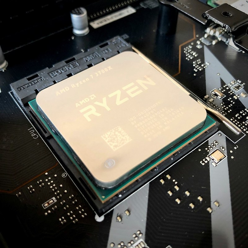 AMD Zen CPU 에 영향을 미치는 새로운 ZenHammer 메모리 공격
