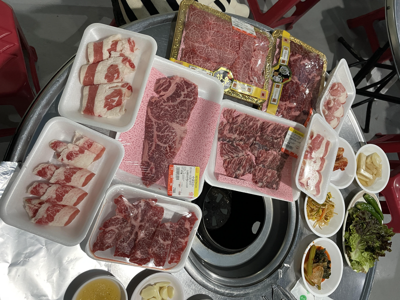 [성수 맛집] 고기 매니아들의 천국! 합리적인 가격으로 한우 소고기 를 먹을 수 있는 마장 축산물 시장, 자연 축산