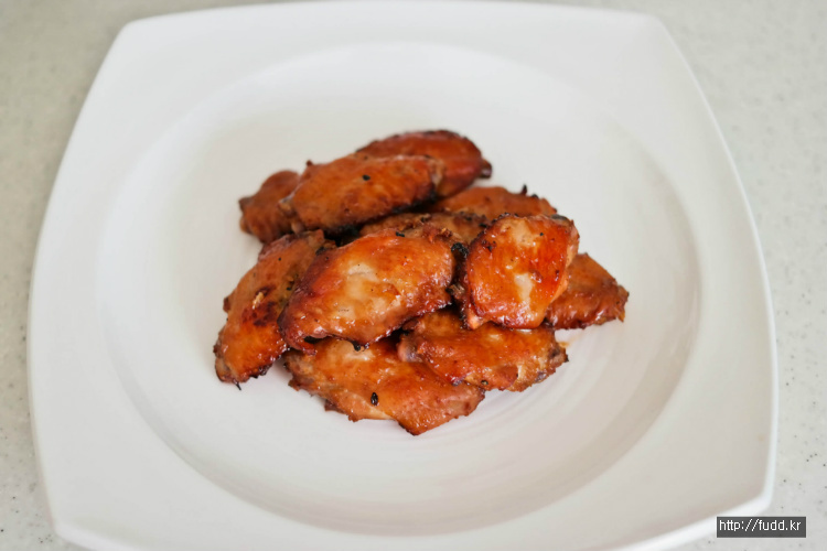 [치킨]마늘을 듬뿍 넣은 닭날개 구이 만들기, 마늘간장양념의 닭날개 만드는 법