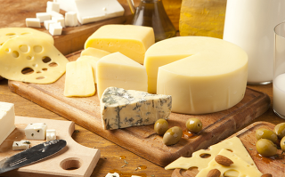 치즈의 효능 및 영양소, 부작용과 한장 칼로리