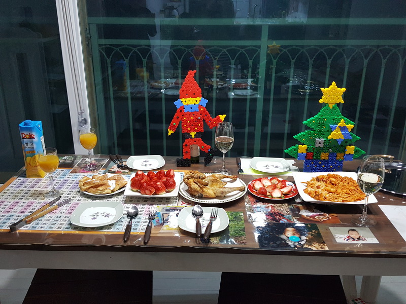 2018년 크리스마스이브 멋진 저녁식사 - 가족과 함께