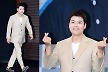 전현무, '바프' 찍더니 선명한 턱선!…'46세 긍정 에너지' 댄디한 슈트 셋업 패션